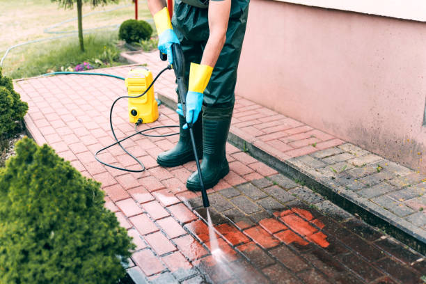 Professional Pressure Washing Services in Lake California, CA